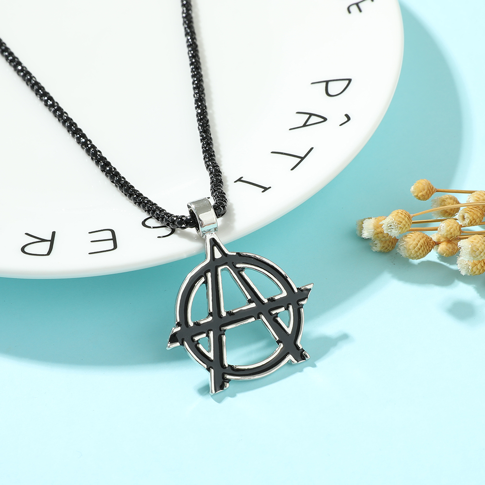 Naszyjnik z symbolem Avengers, – Vintage Jewelry Collection recenzja i cena