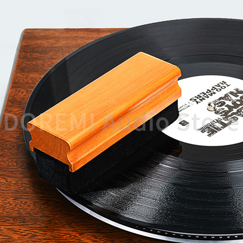 Antystatyczna szczotka do czys – Vinyl Record Cleaner recenzja i cena